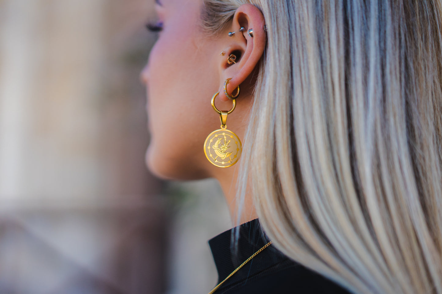 Cavallo's Pendant Earring